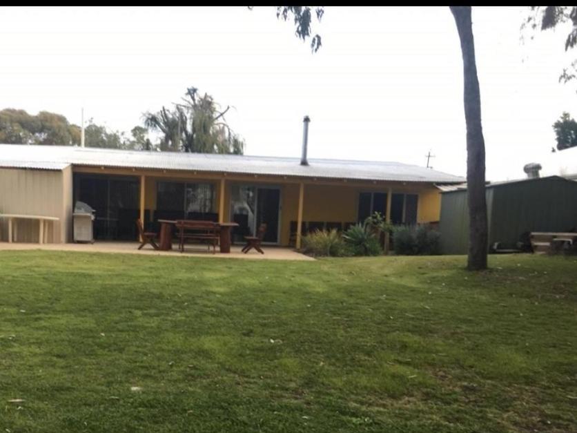 Holiday home Amazing River House
